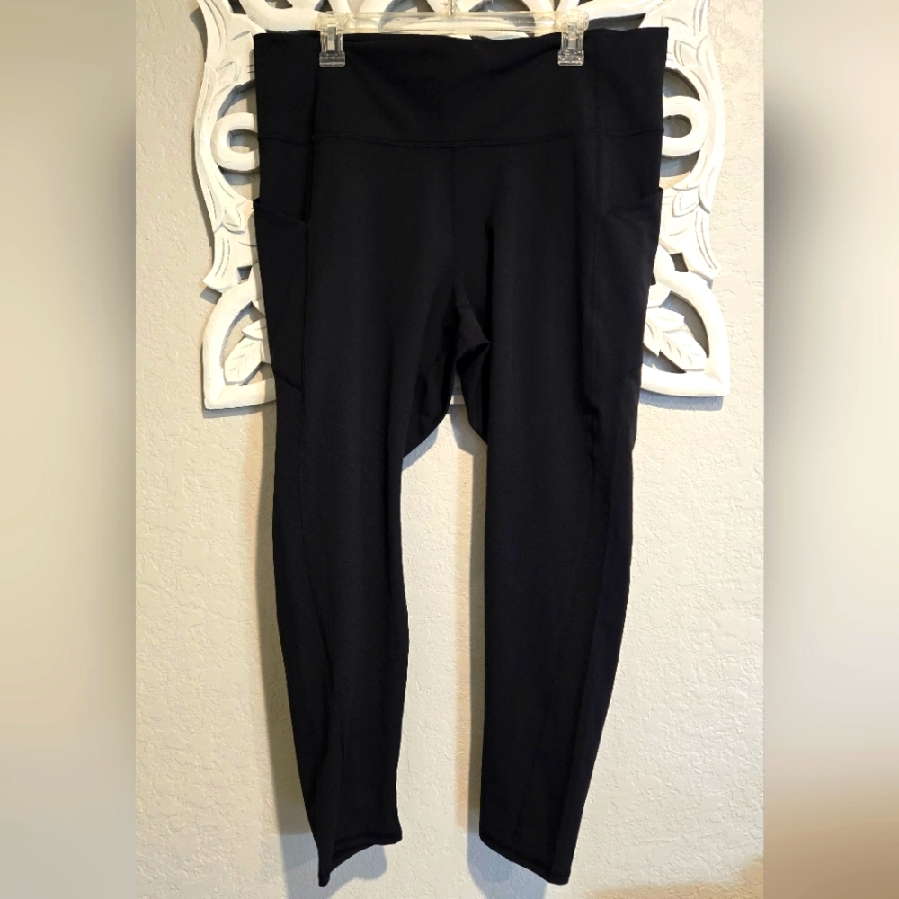 Fabletics PureLuxe Leggings - 2X - Picture 3 of 11